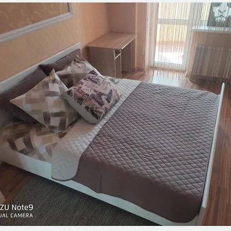 солнечная у ланжерона Apartment *